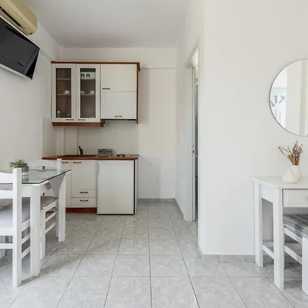 Ippocampos Aparthotel
