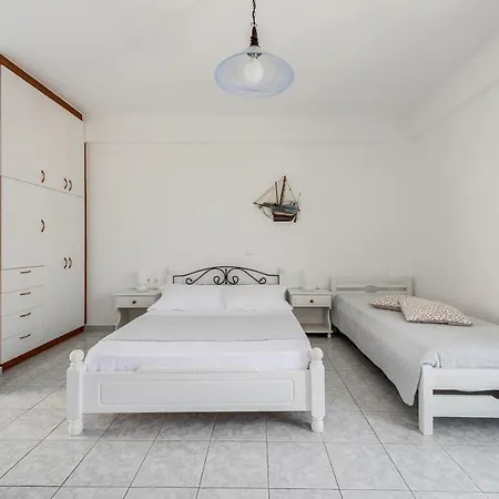Aparthotel Ippocampos Adamantas (Milos)