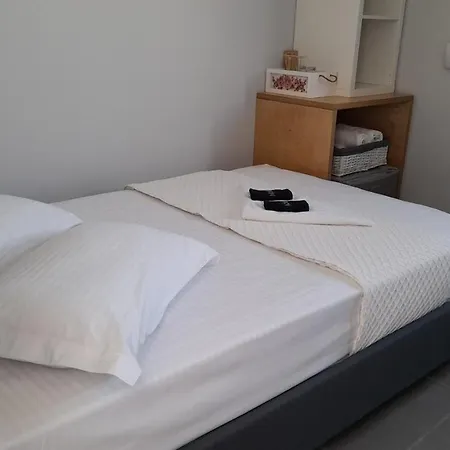 Ippocampos 4* Adamantas (Milos)
