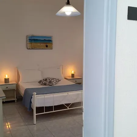 Ippocampos 4* Adamantas (Milos)