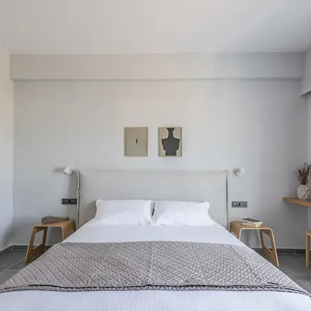 Ippocampos 4* Adamantas (Milos)