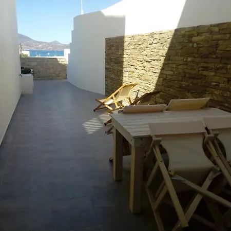 Ippocampos 4* Adamantas (Milos)