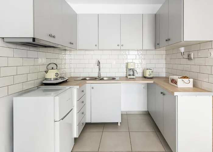 Ippocampos Отель *