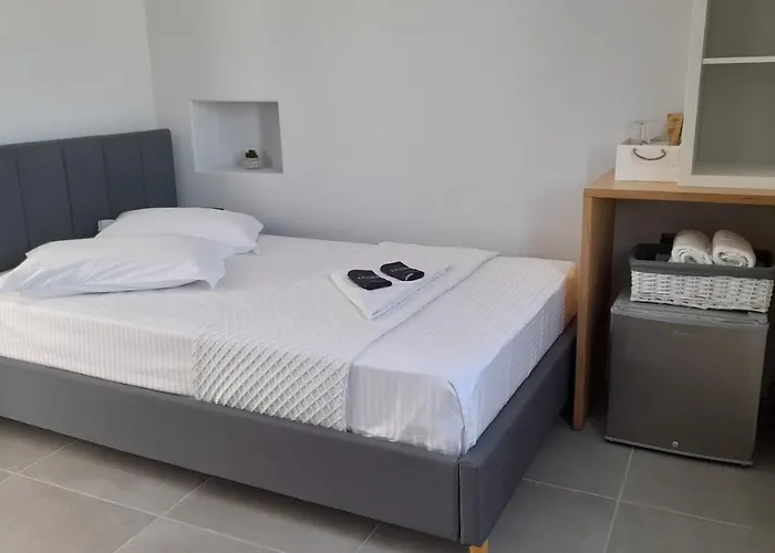 Ippocampos Отель Адамас