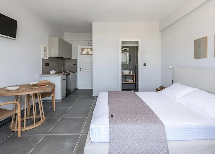 Ippocampos Отель Адамас