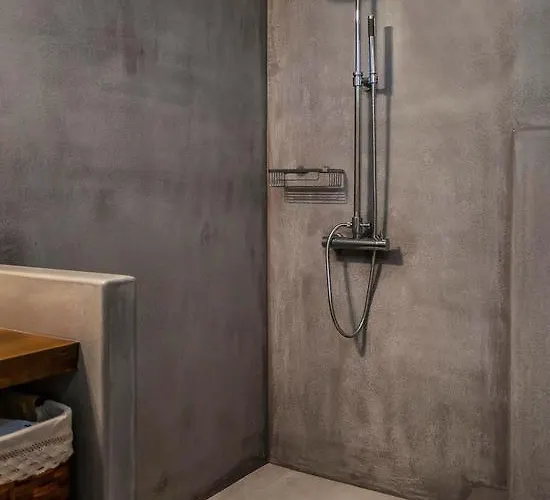 Отель Ippocampos *