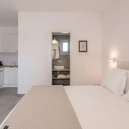 Ippocampos Aparthotel 4*